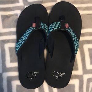 Vineyard Vines Flip Flops